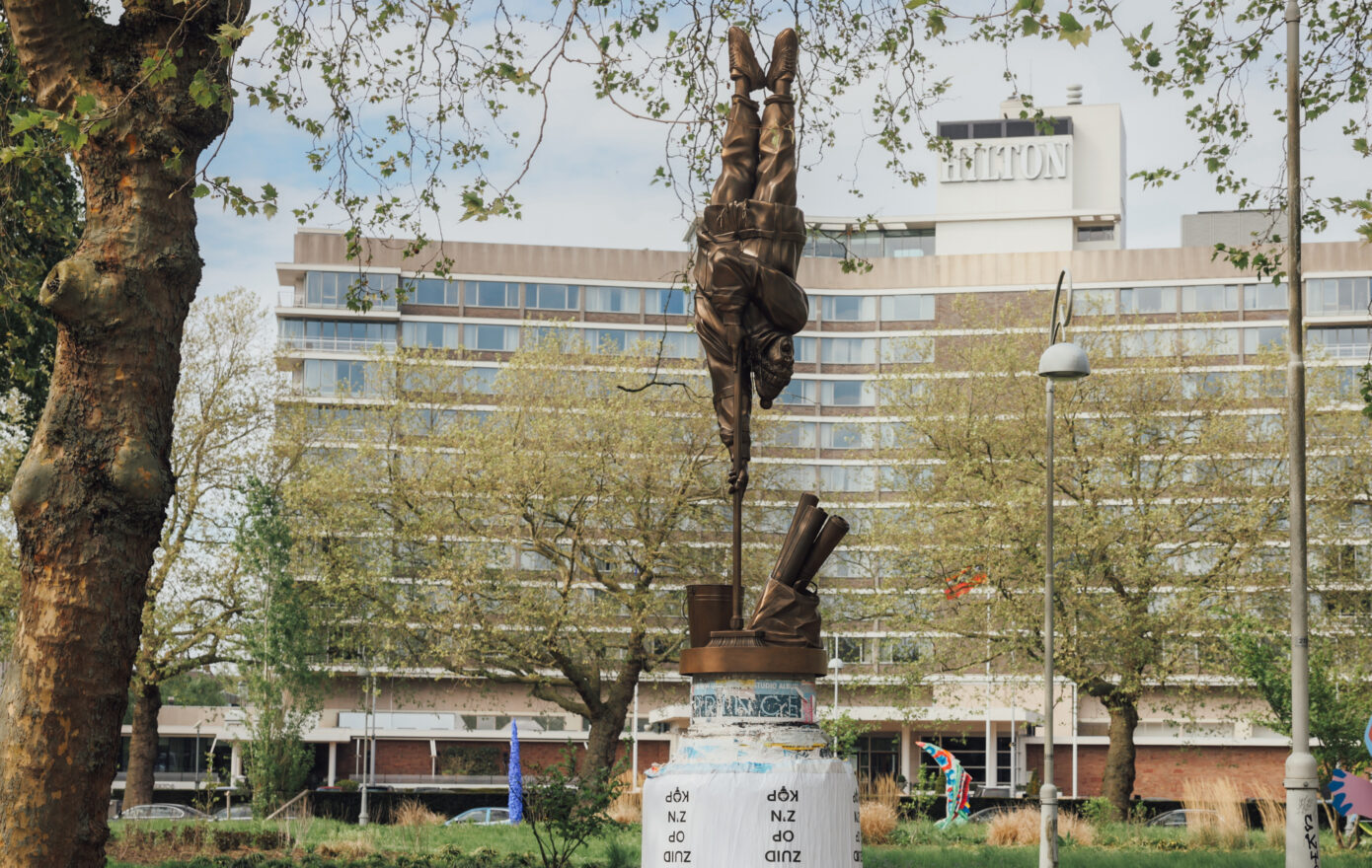 FRANKEY TURNS ARTZUID UPSIDE DOWN